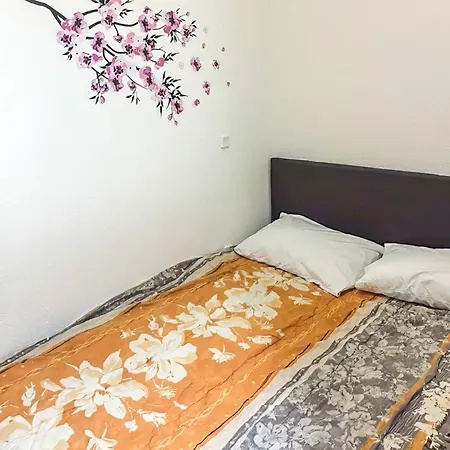 2 Bedroom Amazing In *