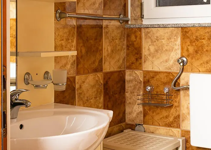 Appartement 2 Bedroom Amazing In Tribalj (Primorsko-Goranska)