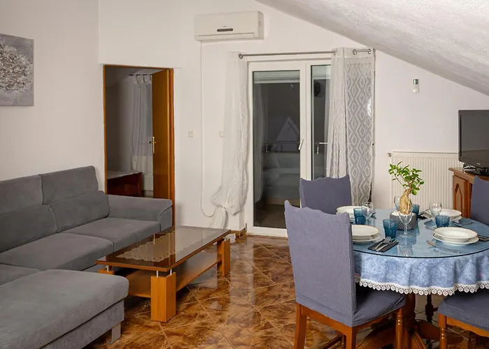 2 Bedroom Amazing In Tribalj (Primorsko-Goranska)